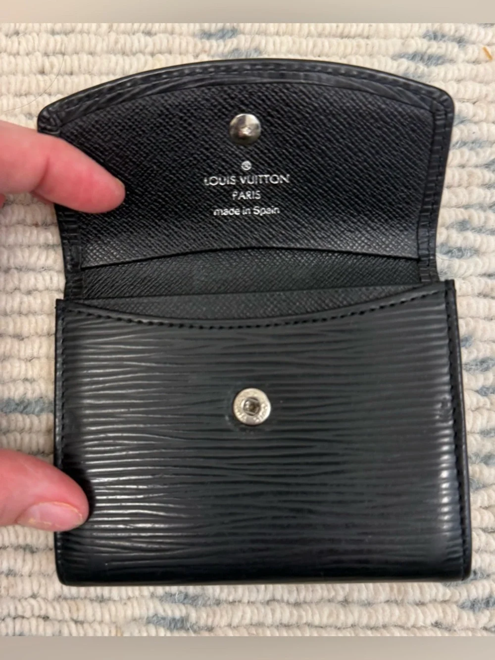 LOUIS VUITTON Unisex Classic Sleek Black Epi-Porte Monnaie Simple Coin Purse